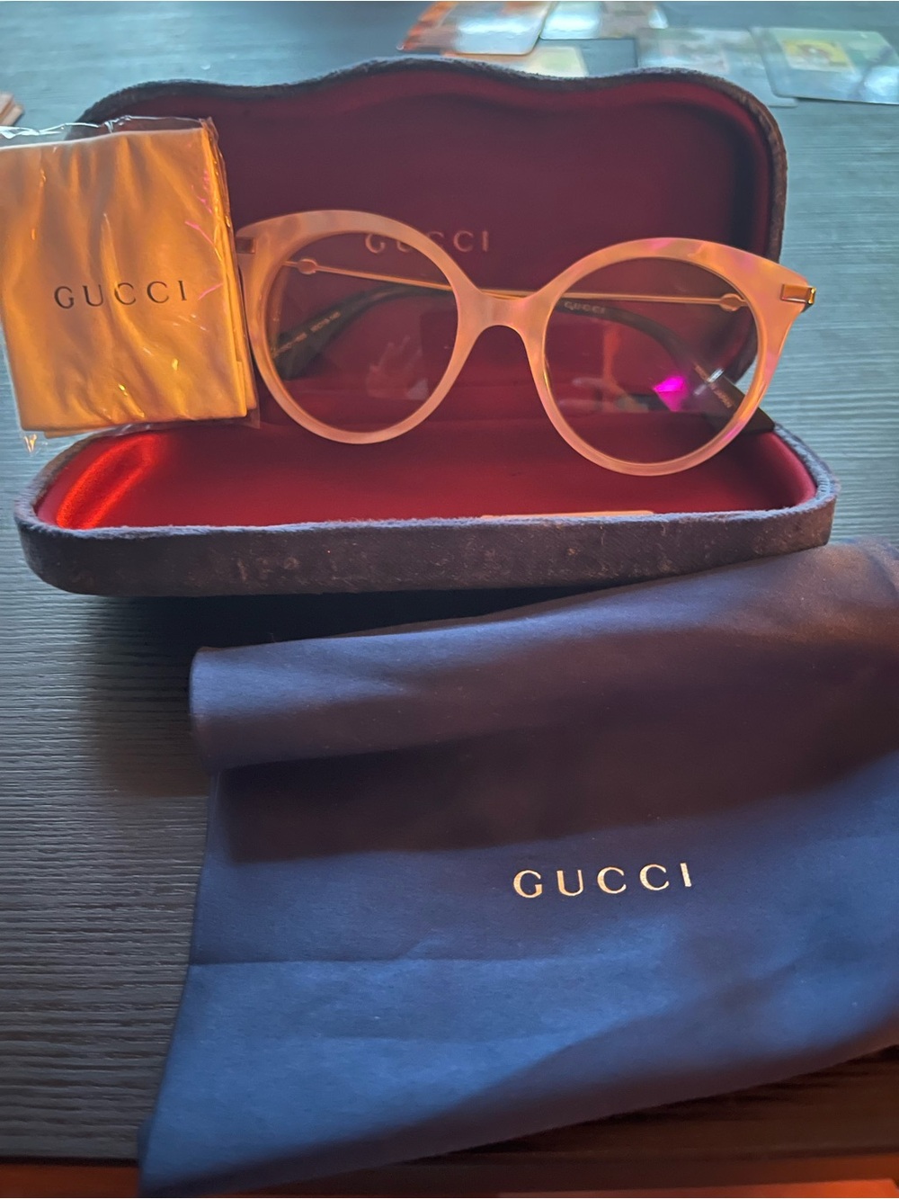 Gucci White Cat Eye Round Acetate Sunglasses - Gucci